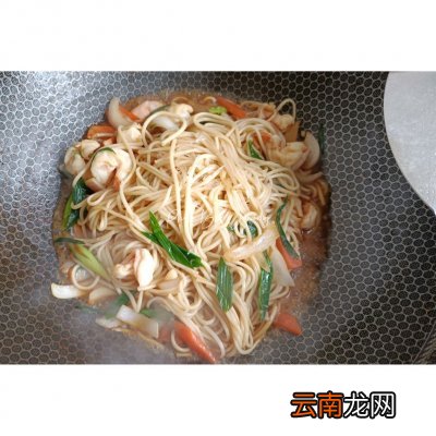 鲜虾乌冬面最好吃的做法 乌冬面的家常做法