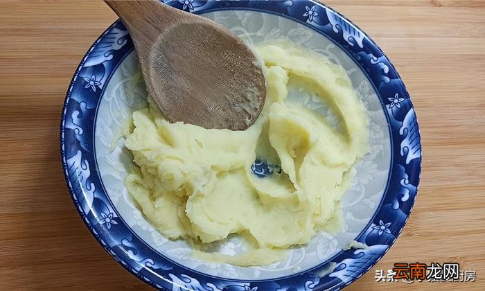 炸土豆饼炸土豆饼怎么做