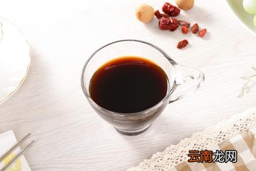 陈醋有沉淀物还能吃吗,白醋有沉淀物还能吃吗
