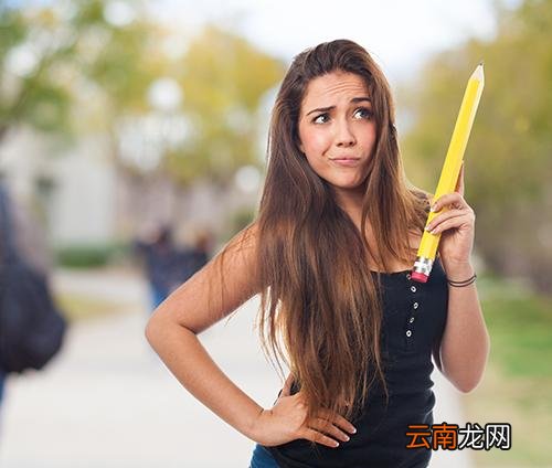 脱发原因有哪些 人为什么会脱发