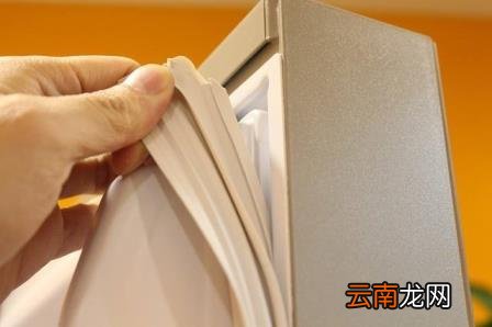 冰箱门的密封条怎么清洗更换如何更换冰箱门的密封条