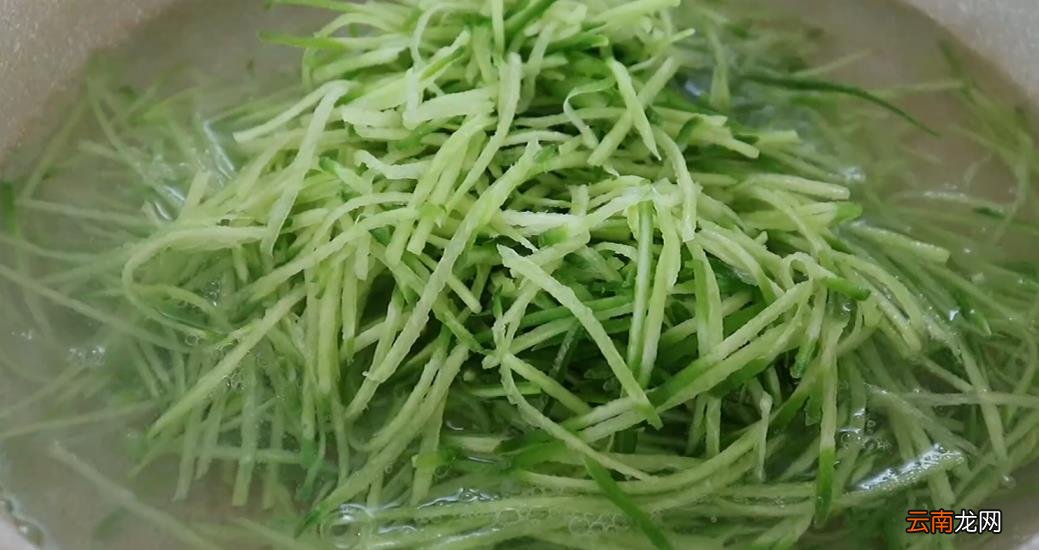 做包子技术窍门学会这4个做包子技巧比早餐店还好吃