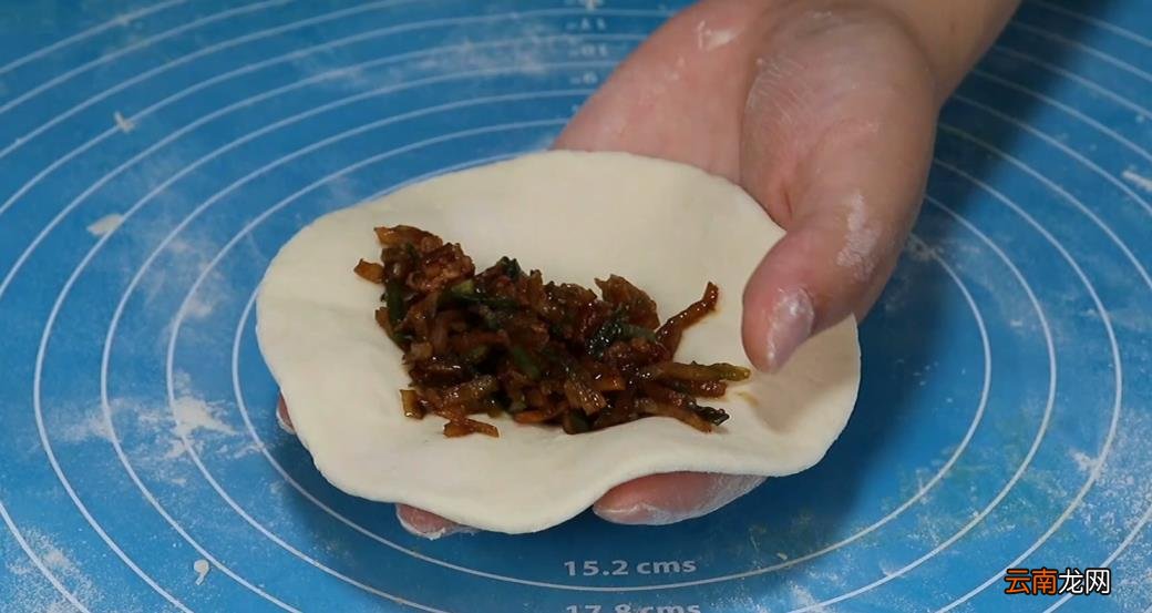 做包子技术窍门学会这4个做包子技巧比早餐店还好吃