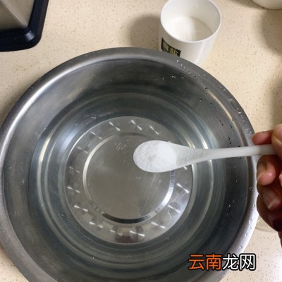 竹荪老母鸡汤这样做超好喝 竹荪鸡汤的家常做法