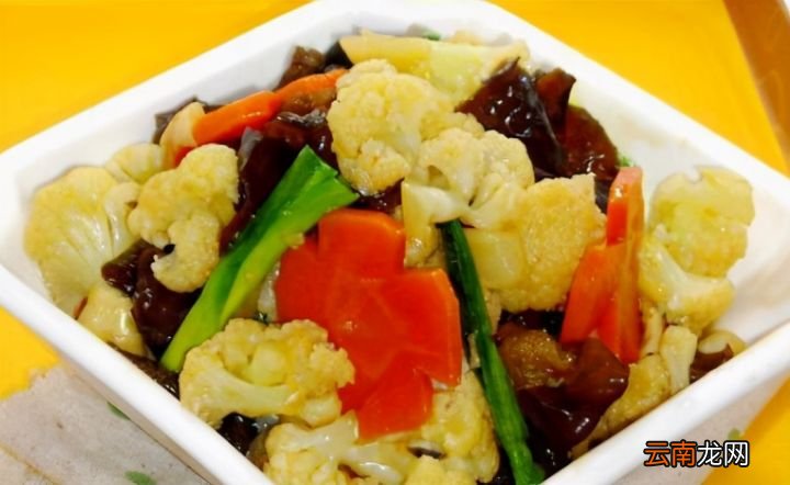 小炒菜花怎么做好吃 小炒菜花的家常做法