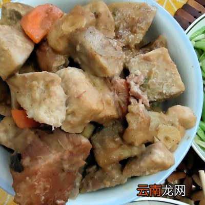 荔浦芋头炖肉的家常做法 荔浦芋头怎么煮的家常做法
