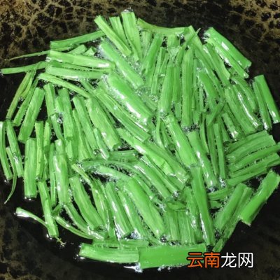 香喷喷的葱油拌面这样做实在太美味 葱油拌面的家常做法