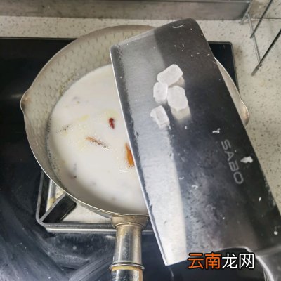 手把手教你做牛奶炖木瓜 木瓜炖牛奶的做法