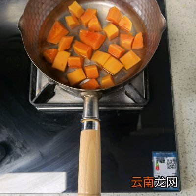 手把手教你做牛奶炖木瓜 木瓜炖牛奶的做法