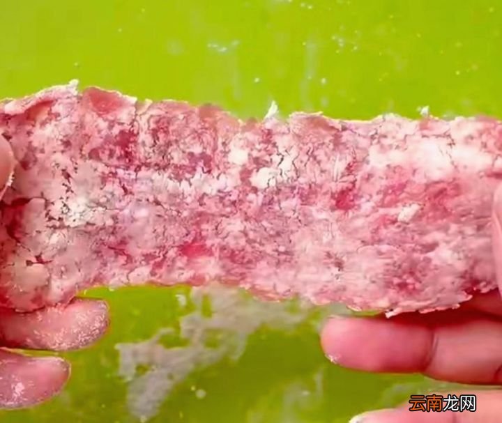 水煮牛肉这样做口感更嫩滑 水煮牛肉的家常做法