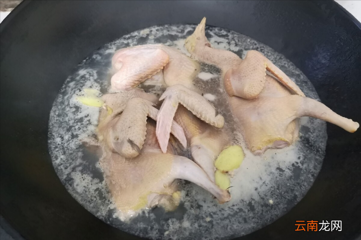 炖鸽子汤牢记2个窍门 滋补鸽子汤的家常做法