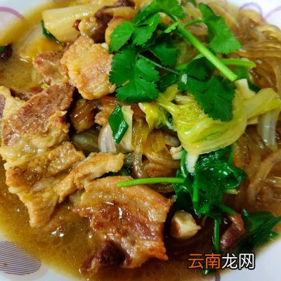 五花肉炖粉条你这么做 经典猪肉炖粉条的家常做法