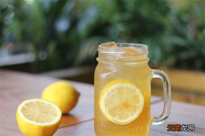 常喝柠檬水能美白吗 柠檬水的功效与作用