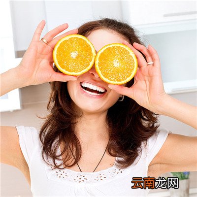 青柠檬和黄柠檬哪个好 青柠檬和黄柠檬的区别