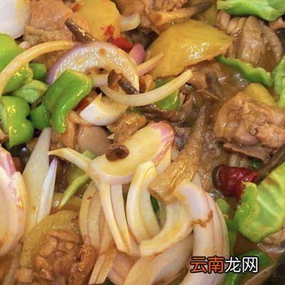 在家做家庭版新疆大盘鸡 新疆大盘鸡的正宗做法