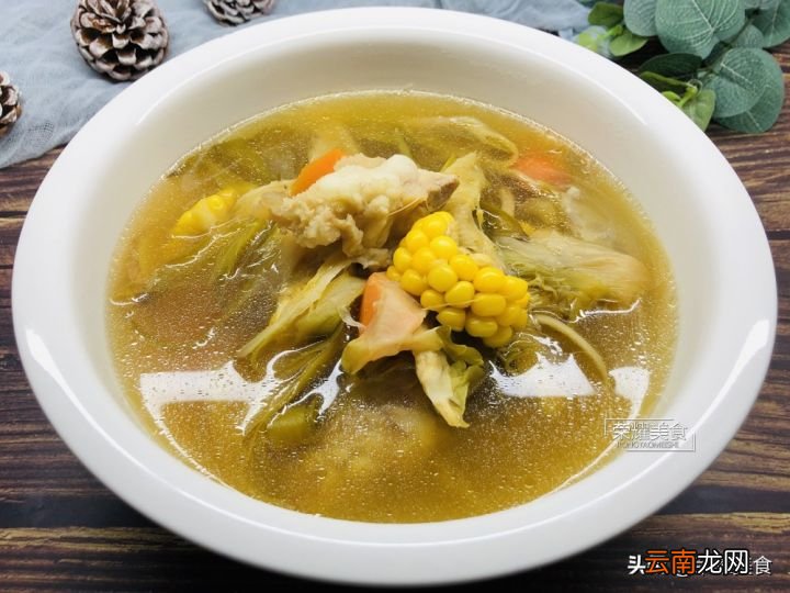 秋天汤水要多喝 霸王花煲汤做法