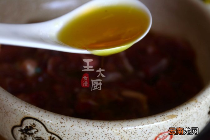 黑蒜仔牛肉粒的家常做法 牛肉粒的家常做法