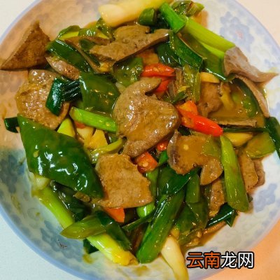 一定要收藏的青椒炒猪肝 青椒炒猪肝的做法