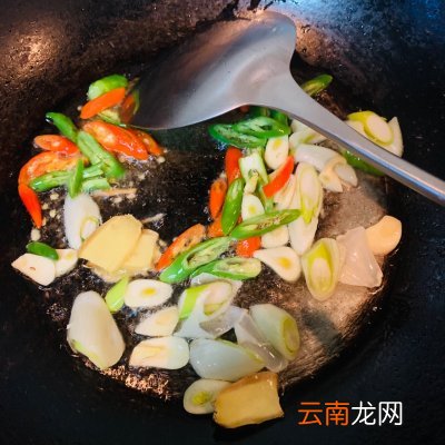 一定要收藏的青椒炒猪肝 青椒炒猪肝的做法
