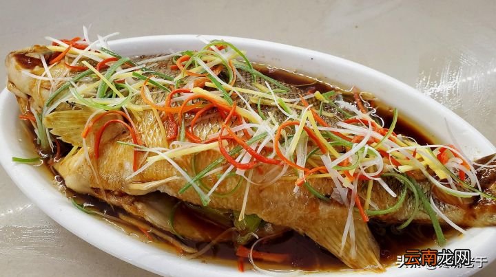 清蒸鱼怎么蒸鲜嫩好吃无腥味 清蒸鲤鱼的做法