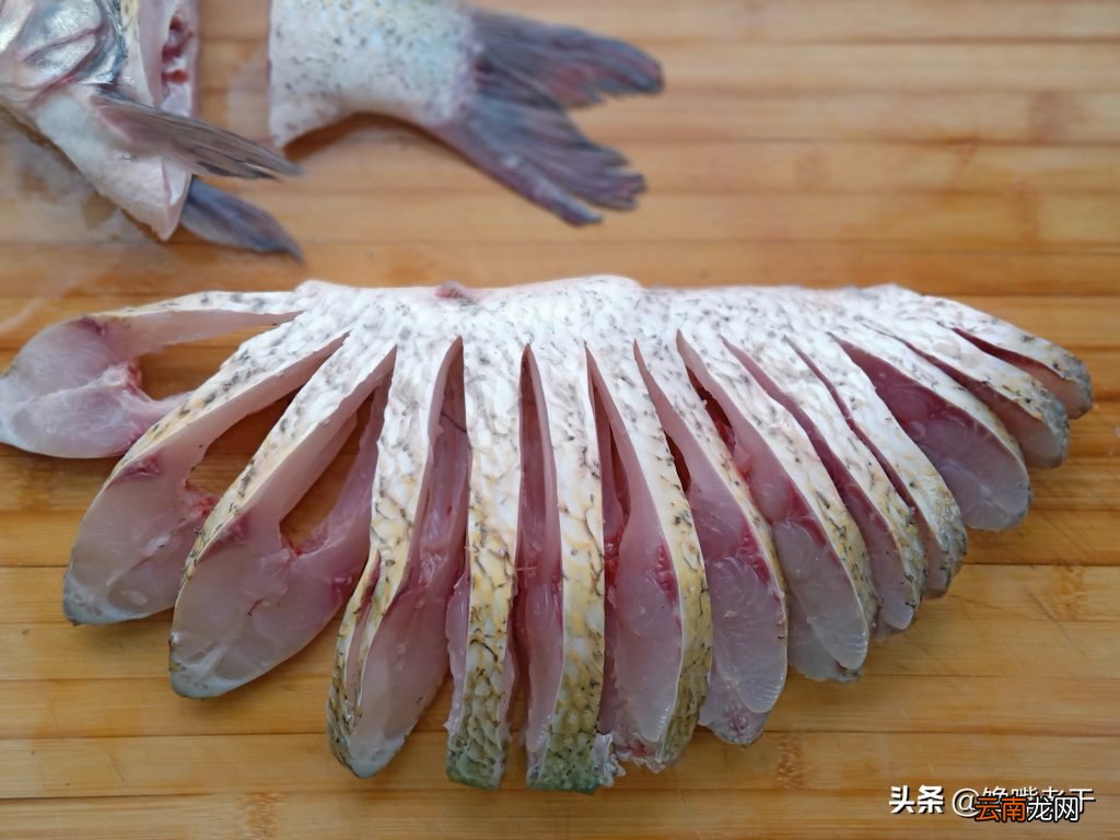 清蒸鱼怎么蒸鲜嫩好吃无腥味 清蒸鲤鱼的做法