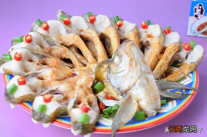 清蒸鱼怎么蒸鲜嫩好吃无腥味 清蒸鲤鱼的做法