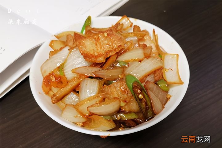 做法简单味道美 洋葱炒肉的家常做法