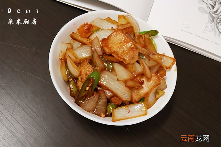 做法简单味道美 洋葱炒肉的家常做法