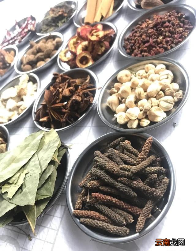 卤鸡爪技术配方 卤鸡爪的做法