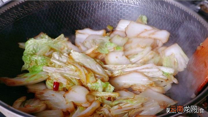 教会你吃1次就忘不了 醋溜白菜的做法