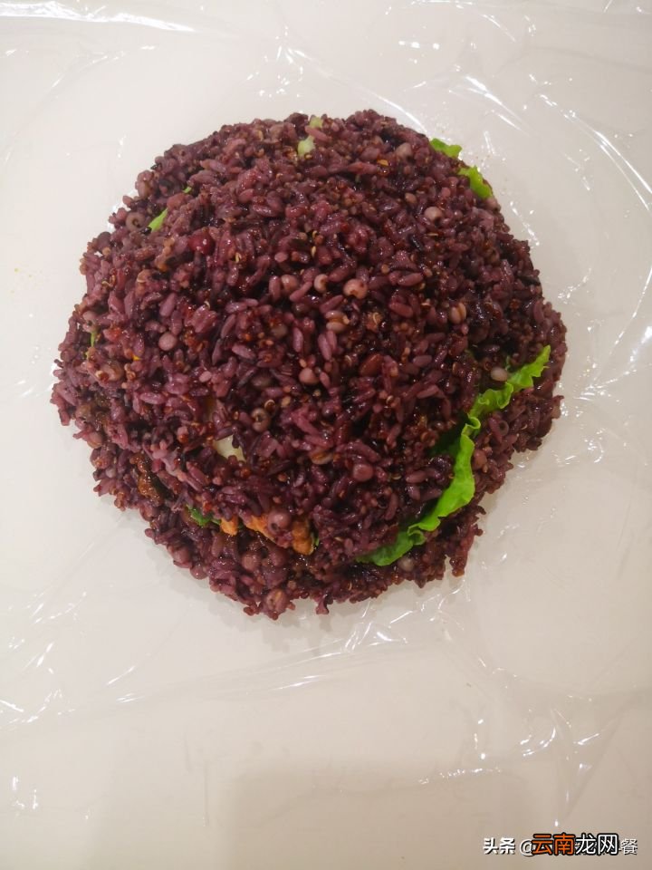 教你自制杂粮饭包 饭包的家常做法
