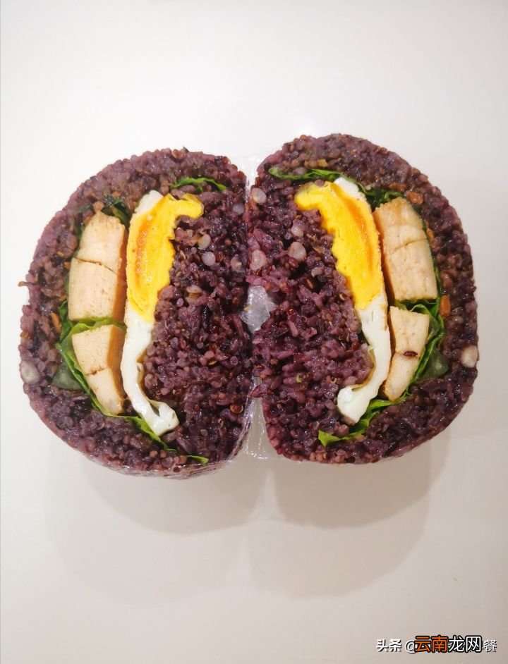 教你自制杂粮饭包 饭包的家常做法