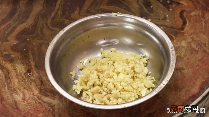 蒜蓉大虾的正确做法 蒜蓉虾的做法