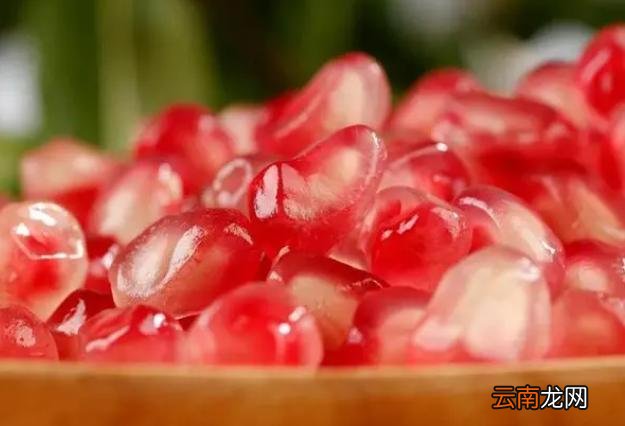 秋天吃石榴有6大好处 石榴水果的功效与作用