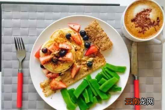 健康的饮食食谱 不吃饱怎么减肥呢