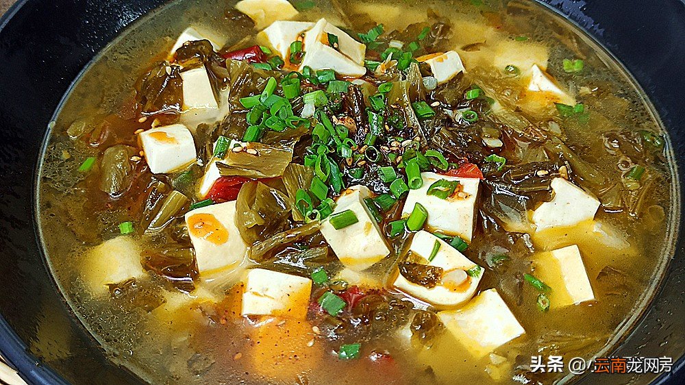酸菜豆腐汤做法简单 酸菜汤怎么做好吃