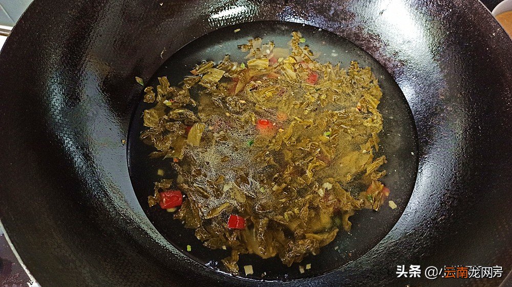 酸菜豆腐汤做法简单 酸菜汤怎么做好吃