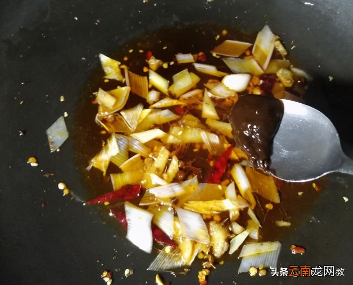 家常羊血烧豆腐做法 羊血豆腐的家常做法