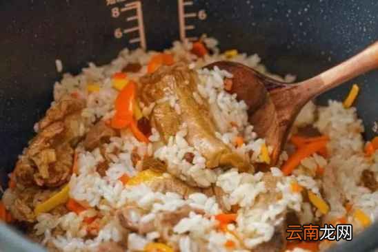 羊肉抓饭怎么做 电饭煲居然可以做