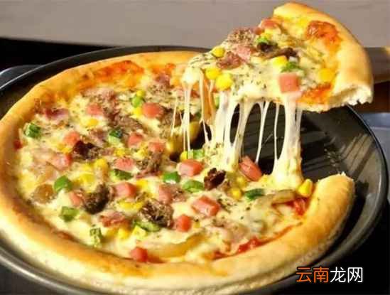 披萨怎么做才好吃 3款家常披萨制作步骤在此