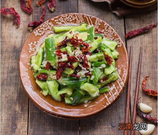 拍凉拌黄瓜怎么做 你就只会一种吗