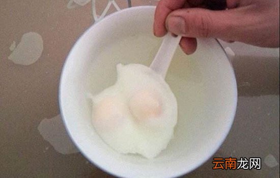 荷包蛋为什么叫荷包蛋 关于荷包蛋的由来及渊源
