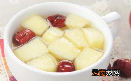 煮的苹果吃起来好处原来那么多 苹果煮水有什么功效