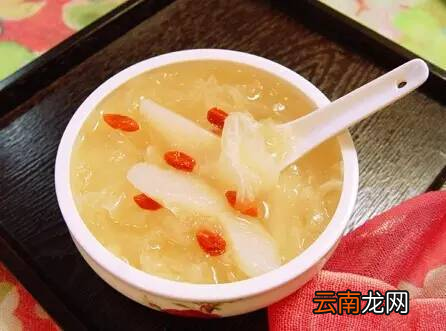 煮的苹果吃起来好处原来那么多 苹果煮水有什么功效