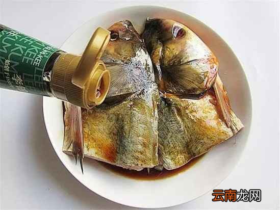 剁椒鱼头的做法 只需简单的蒸一蒸即可