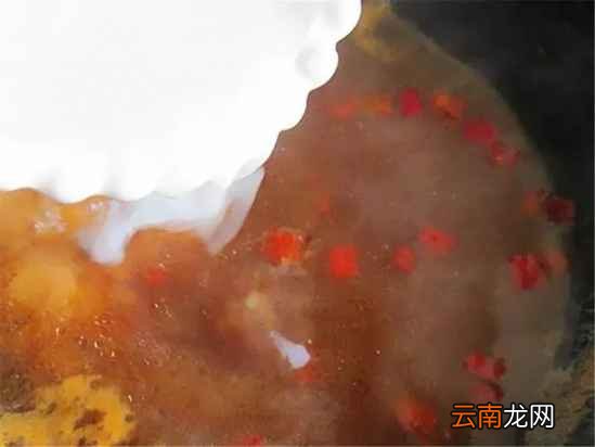 剁椒鱼头的做法 只需简单的蒸一蒸即可