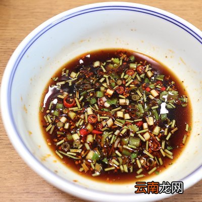 超级简单的凉拌酸辣土豆丝 酸辣土豆丝的做法