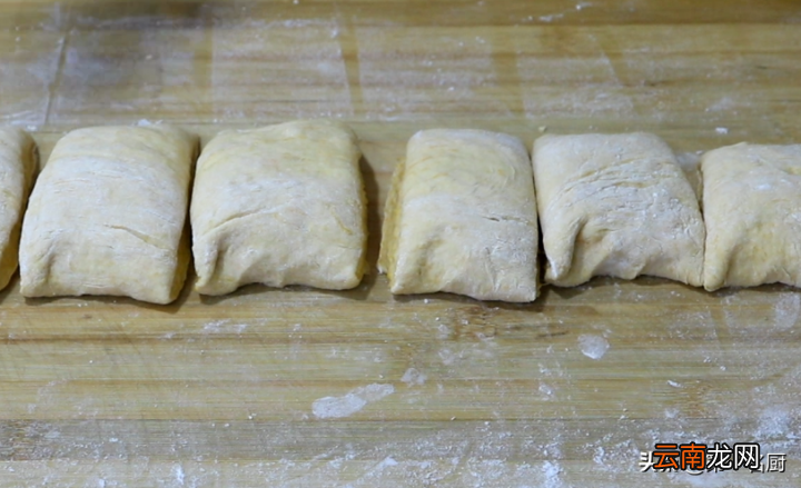 南瓜饼最简单的做法 南瓜饼的制作方法步骤