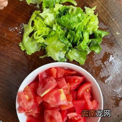 家喻户晓的疙瘩汤家常做法 疙瘩汤的家常做法