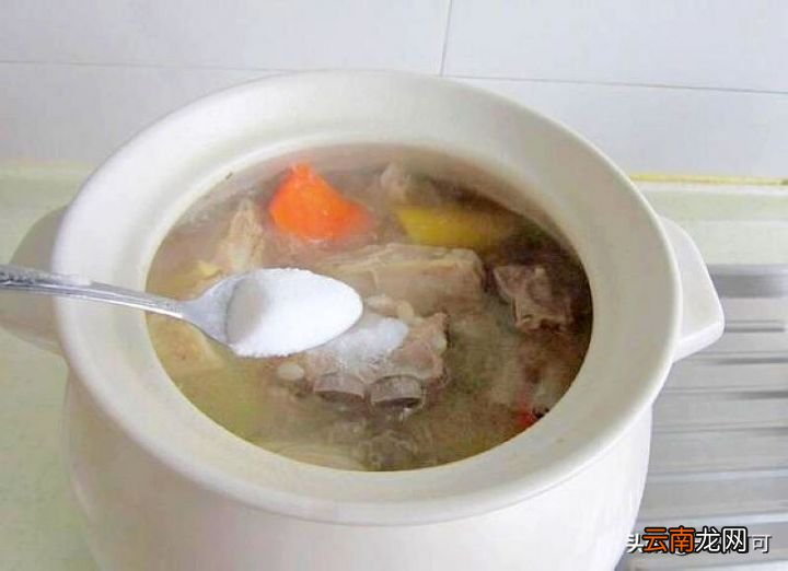 如何炖羊肉无膻味好吃 炖羊肉都需要哪些调料